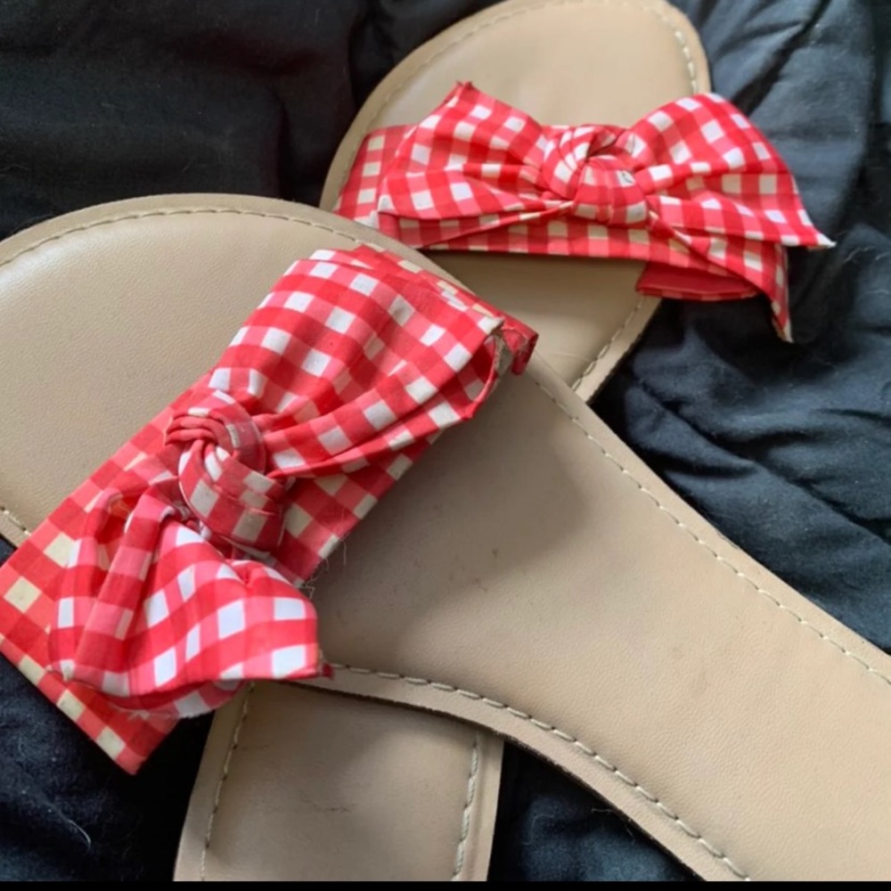 Red Gingham Slides